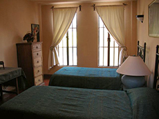 twin bedroom
